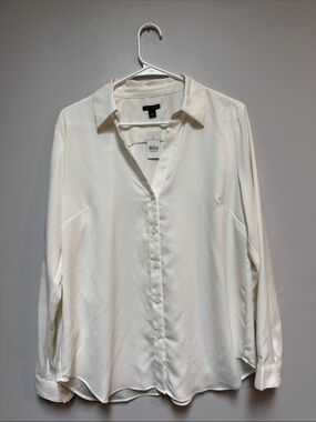 Ann Taylor Cream Button-Up Blouse